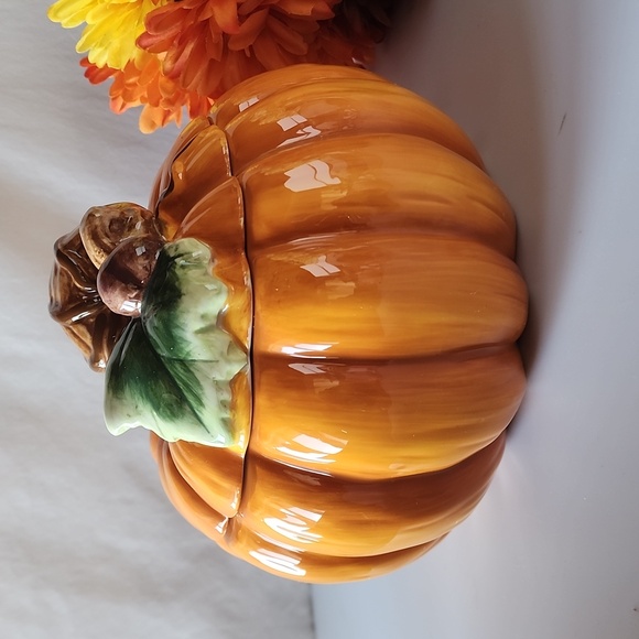 NEW, David's Cookies Jar. - Picture 1 of 9